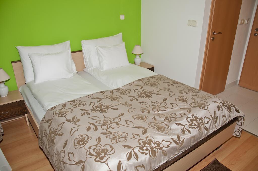 Esprit Hotel Budapest Zimmer foto